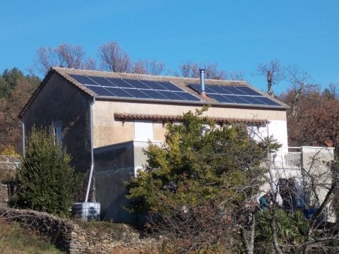 Saint-André-Lachamp. Photovoltaïque : une première installation, article du Dauphiné Libéré
